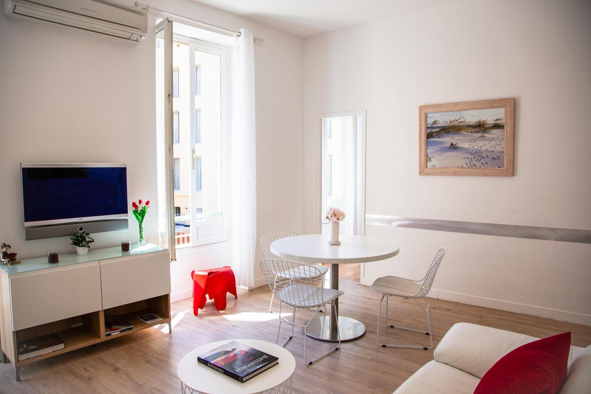 #47 Paradis Centrale 2 Min De La Mer - Balcon & Ac